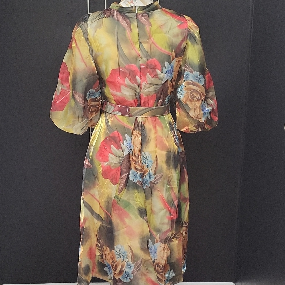 NWT, Vintage-Inspired Floral Tie-Neck Dress in Multi-Color, LARGE - Picture 8 of 11